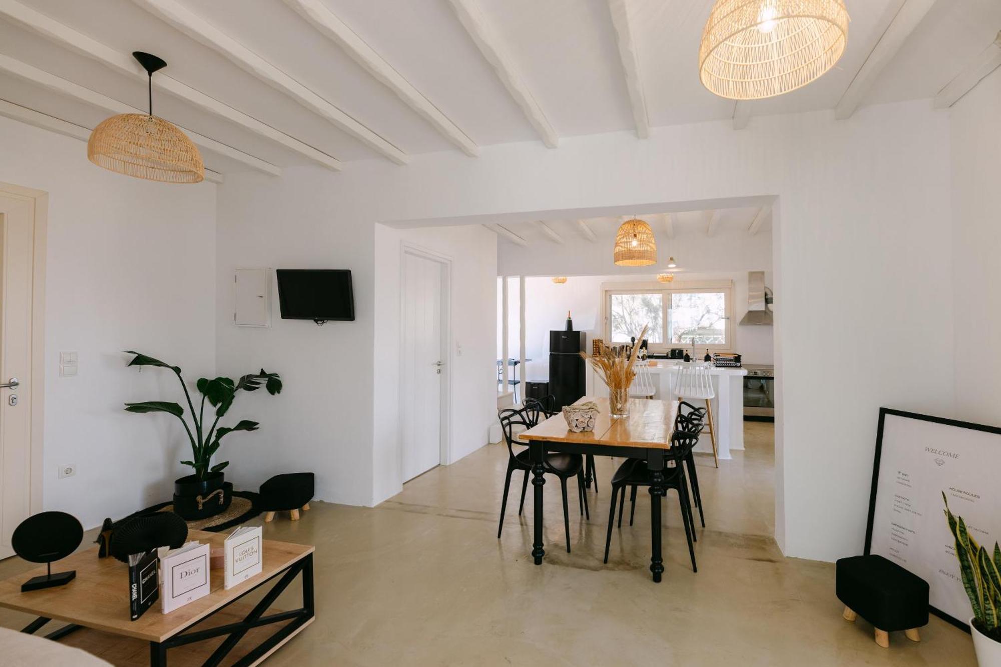 Blue Zircon Villa *